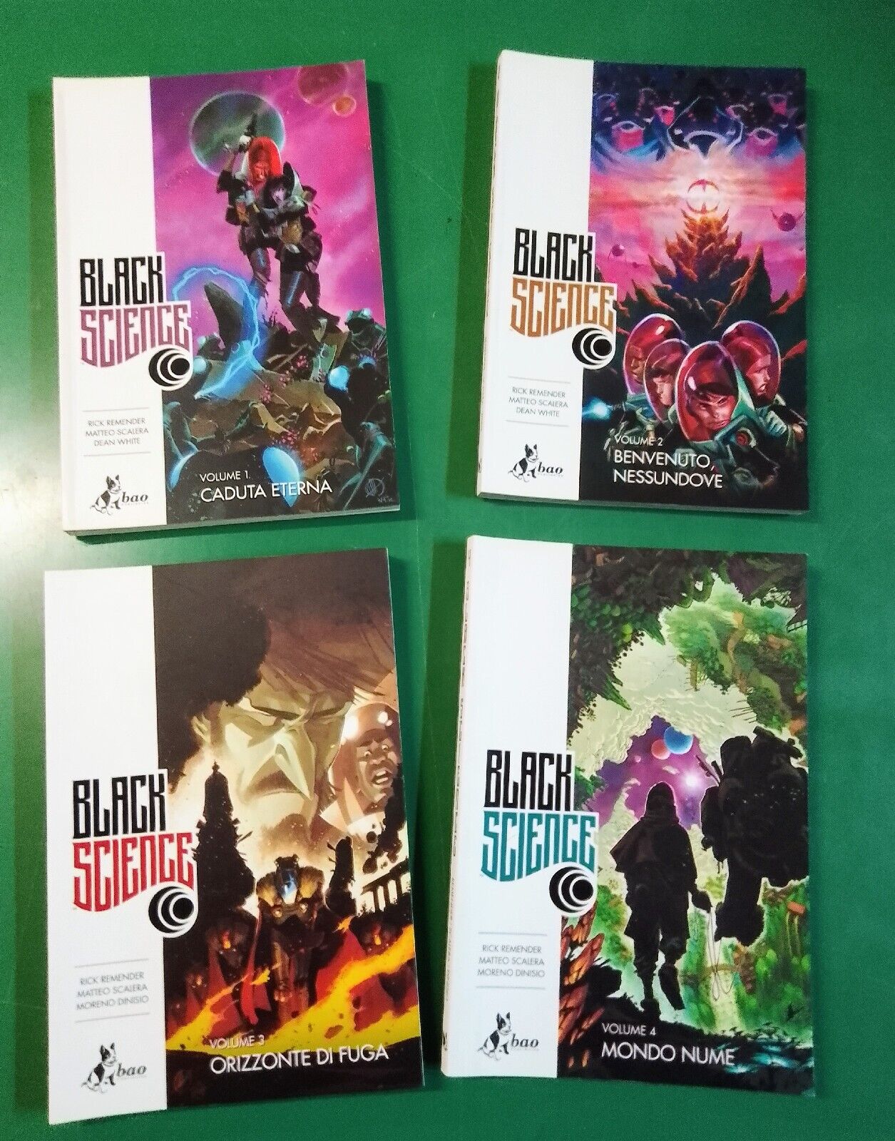 Black science dal n. 1 al n. 4 sequena di 4 volumi - BAO