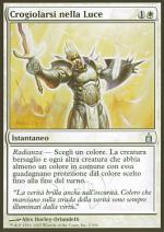 Crogiolarsi nella Luce  RAVNICA 2-Wizard of the Coast- nuvolosofumetti.