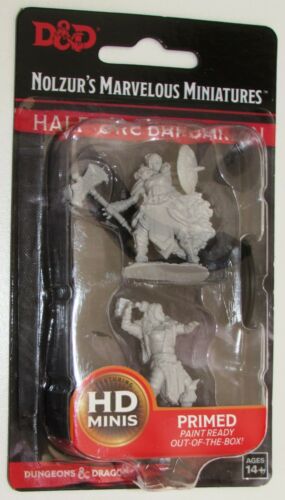 D&D FEMALE HALF-ORC BARBARIAN Nolzur's Marvelous Miniatures Unpainted D&D Dungeons, WIZKIDS/NECA, nuvolosofumetti,